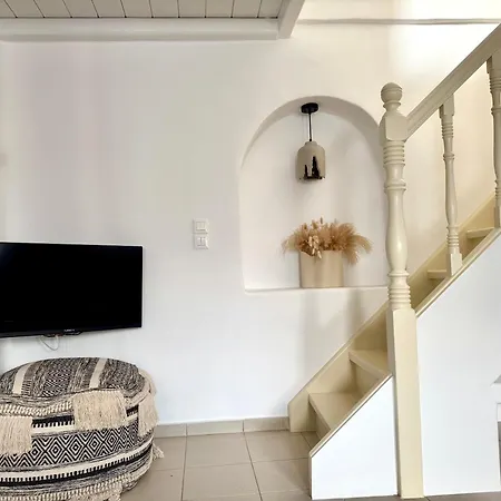 Merriam Apartment *