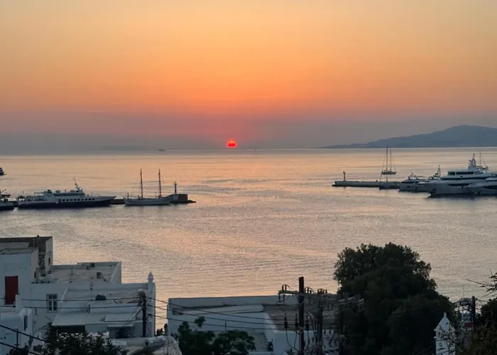 Merriam Mykonos Town