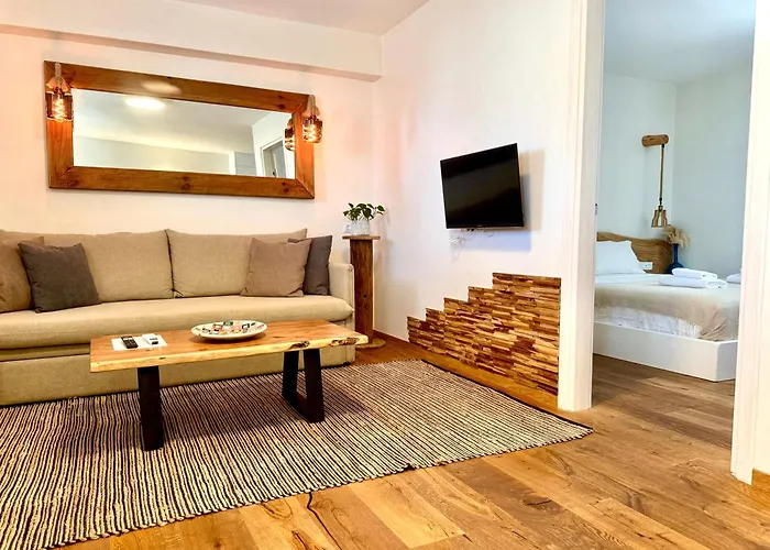 Merriam Mykonos Town