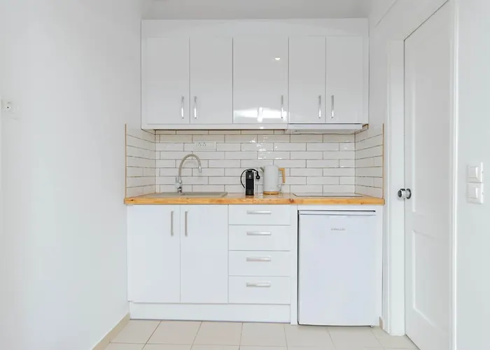 Merriam Mykonos Town